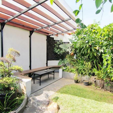 Neo Moritz Homestay Bandung Kültér fotó
